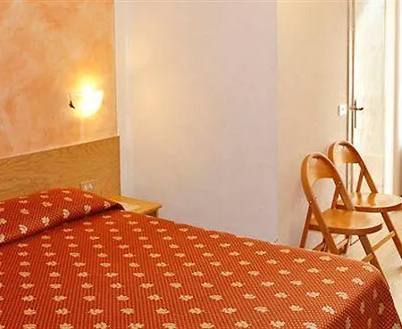 Hotel Garni Menaggio