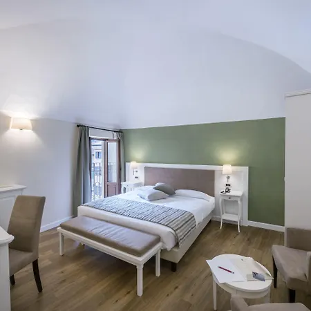 加尼酒店 梅纳焦