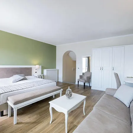 Garni Hotel