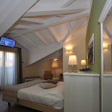 Garni Hotel
