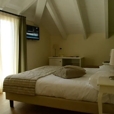 Otel Garni